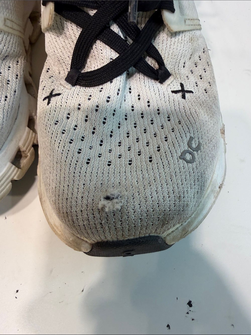 Used Hole On Cloud Running Shoes cloudswift women’s 8 - Picture 3 of 7